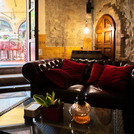 Alessi Trattoria Hotel